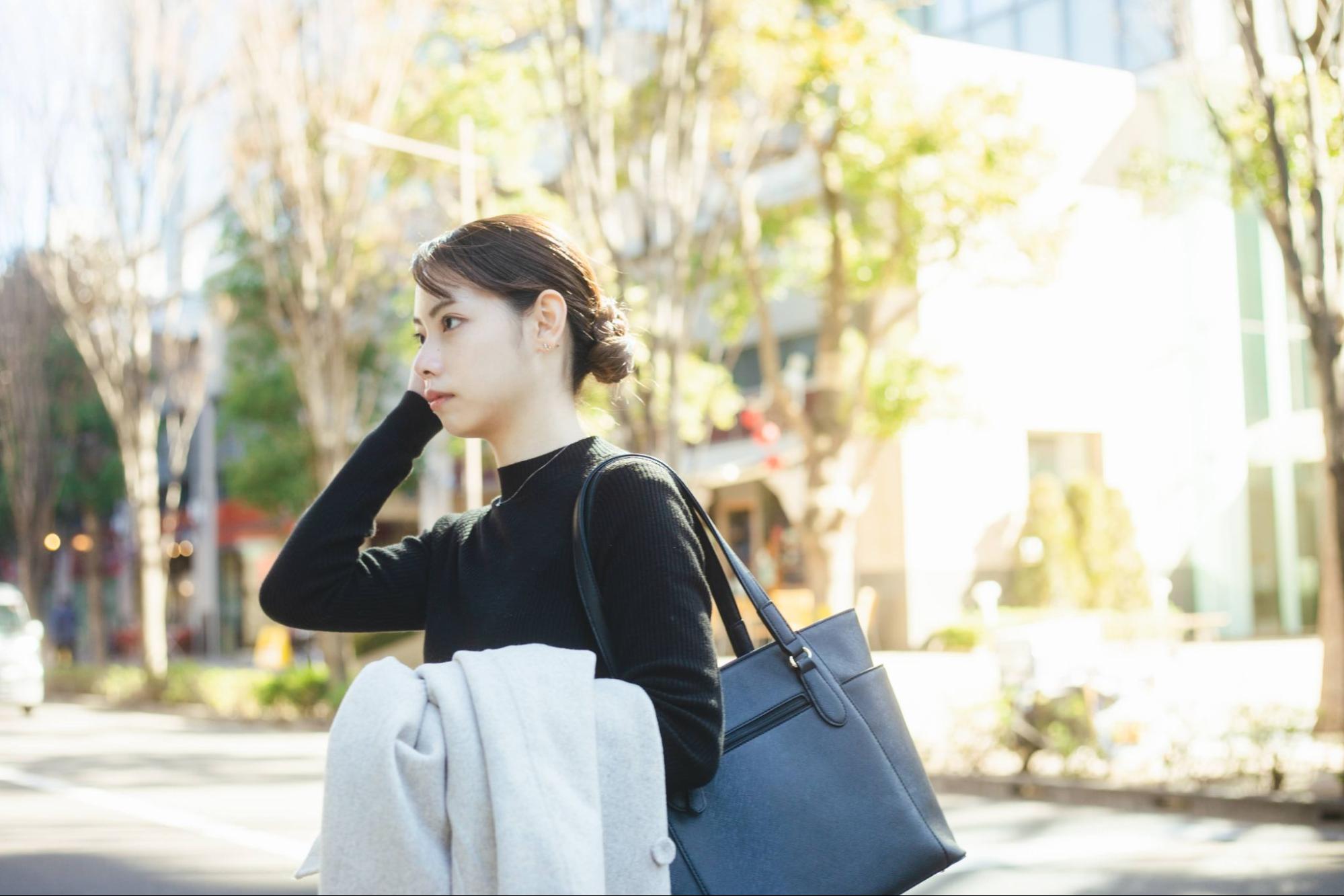 貿易業界で働くデメリットを考えている就活生